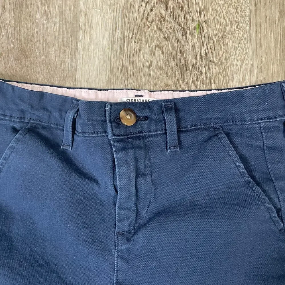 Levis signature by